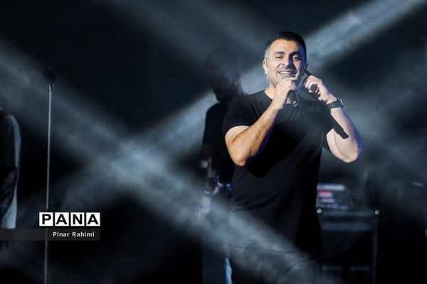 کنسرت علیرضا طلیسچی در تبریز