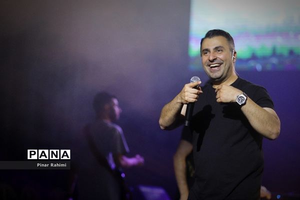 کنسرت علیرضا طلیسچی در تبریز