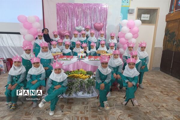 جشن الفبا روز به‌یاد ماندنی برای کلاس اولی‌های دبستان حضرت صدیقه کبری ( س) شهرستان فیروزکوه