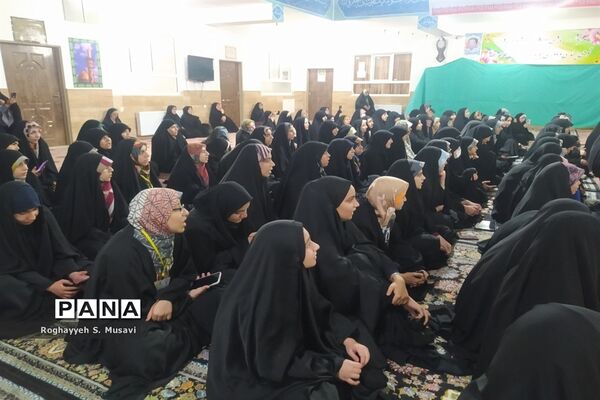 مرحله استانی مسابقات قرآن کریم دختران دانش‌آموز قم در شهر دستجرد