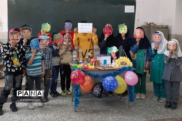 برگزاری روز بدون کیف در دبستان دهخدا روستای امیریه شهرستان فیروزکوه
