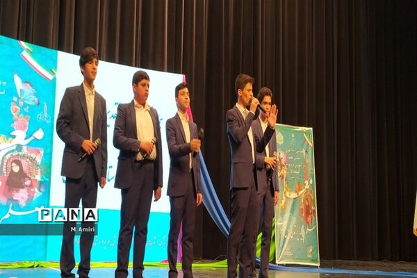 تقدیر از معلمان نمونه منطقه ۱۵