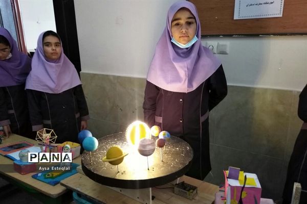 برگزاری نمایشگاه طرح جابربن حیان در دبستان معارف 6 ناحیه 3 شیراز