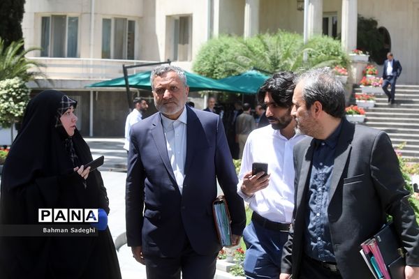 اعضای هیأت دولت در جمع خبرنگاران- ۲۰ اردیبهشت