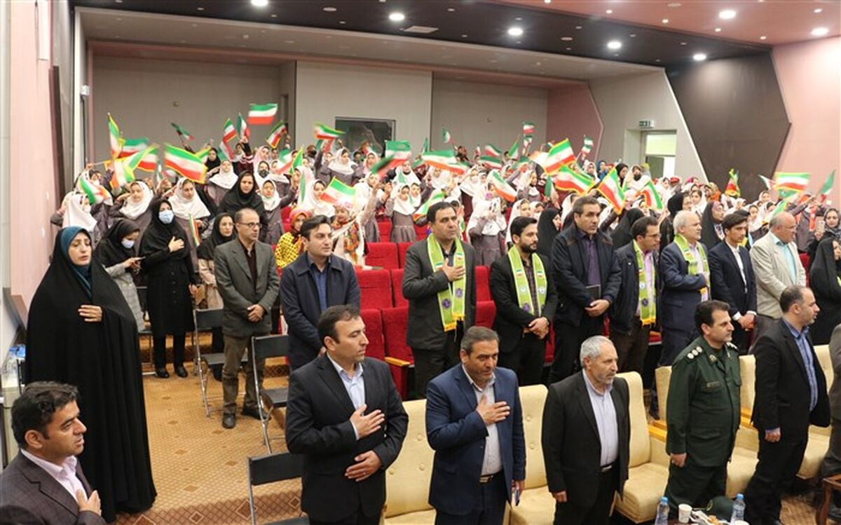 برگزاری آیین گرامیداشت سالروز تاسیس سازمان دانش‌آموزی در اردبیل