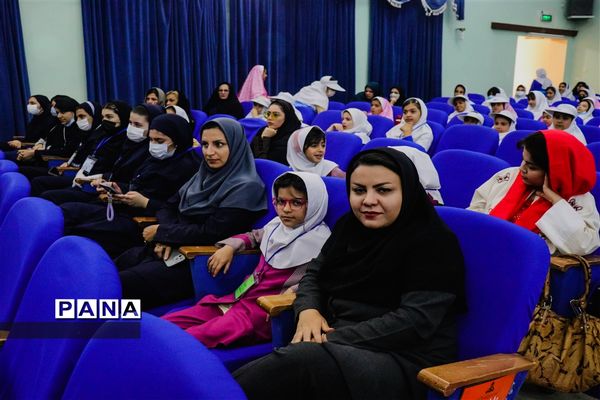 اختتامیه جشنواره سفیران سلامت در شهرستان امیدیه