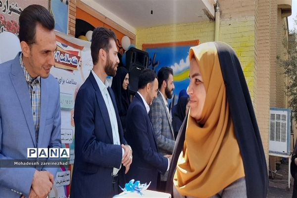 اختتامیه جشنواره سفیران سلامت در شهرستان قرچک