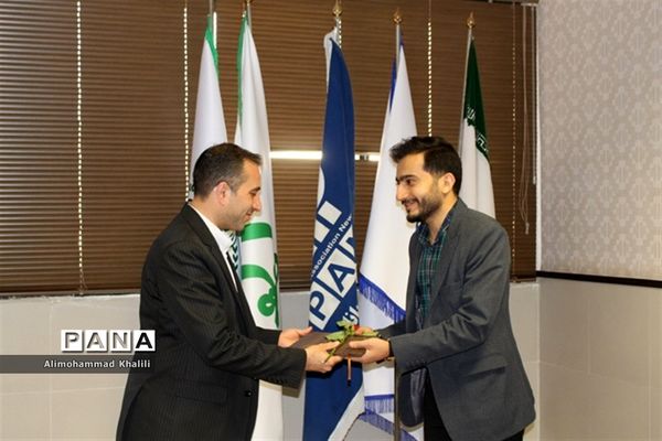 تجلیل رئیس سازمان دانش‌آموزی کشور از کارکنان این سازمان در فارس