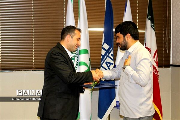 تجلیل رئیس سازمان دانش‌آموزی کشور از کارکنان این سازمان در فارس