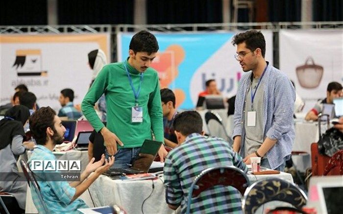 دانش‌آموزان پژوهش‌سراهای دانش‌آموزی در مسابقات علمی -پژوهشی، به رقابت می‌پردازند