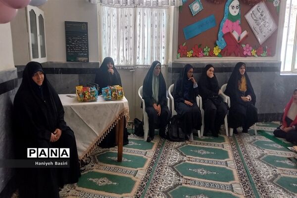 مراسم اختتامیه فعالیت‌های قرآنی دانش‌آموزان دبستان ساجده منطقه ۱۴