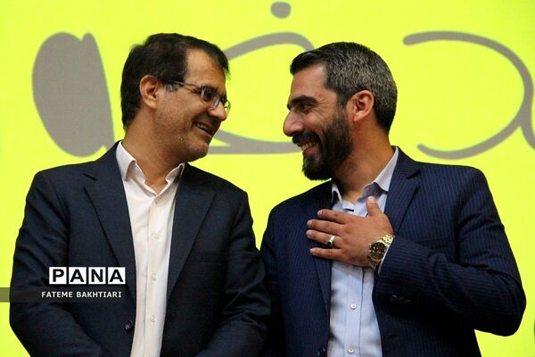 تقدیر از رتبه‌های برتر مسابقات فرهنگی هنری فردا در ناحیه یک شهرری