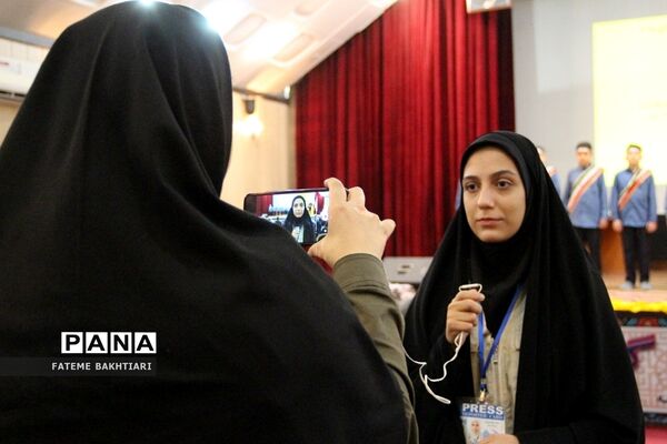 تقدیر از رتبه‌های برتر مسابقات فرهنگی هنری فردا در ناحیه یک شهرری