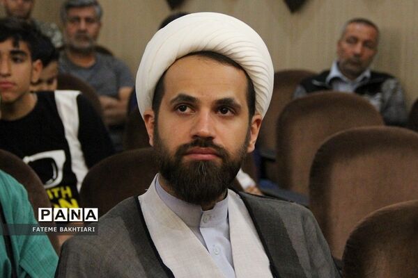 تقدیر از رتبه‌های برتر مسابقات فرهنگی هنری فردا در ناحیه یک شهرری