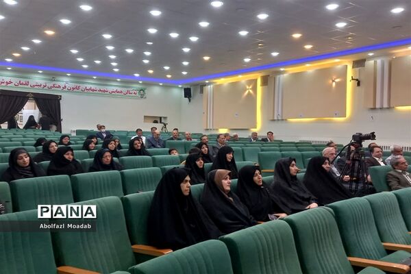 مراسم «باغبان گل‌هاباش» در کاشمر