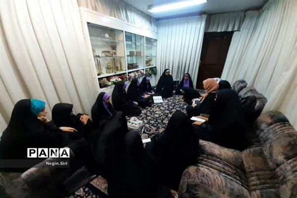 اعزام  مادران و دختران پاکدشتی  به حرم حضرت عبدالعظیم حسنی (ع)