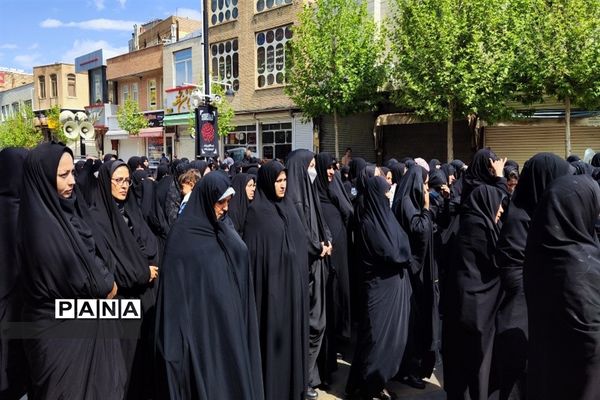 مراسم تشییع پیکر شهید مدافع امنیت در زنجان