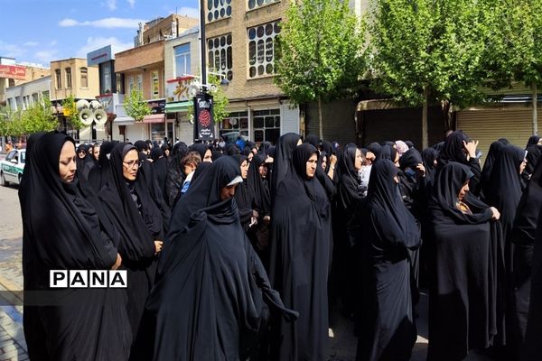 مراسم تشییع پیکر شهید مدافع امنیت در زنجان