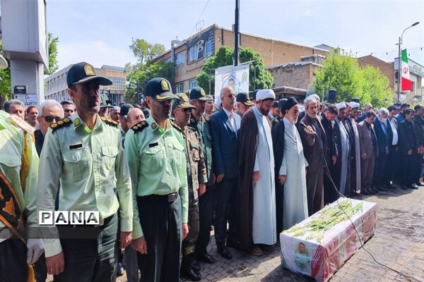 مراسم تشییع پیکر شهید مدافع امنیت در زنجان