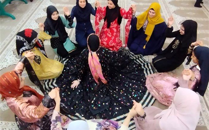 نمایشگاه پویش ایران شناسی، در مدرسه شاهد مسفروش کاشان / فیلم