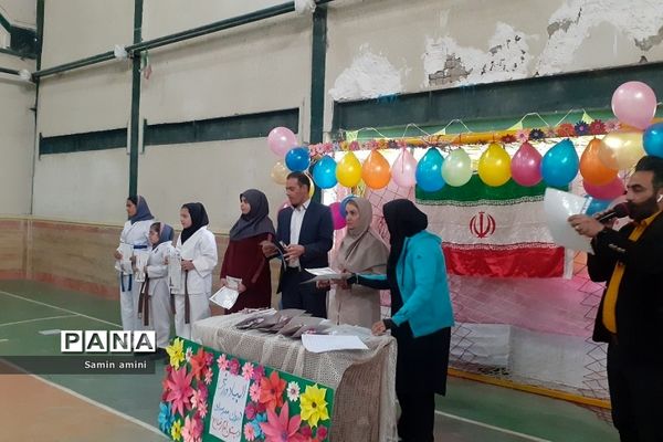 اختتامیه المپیاد ورزشی در مدرسه امام رضا(ع)‌ و نرگس رودهن