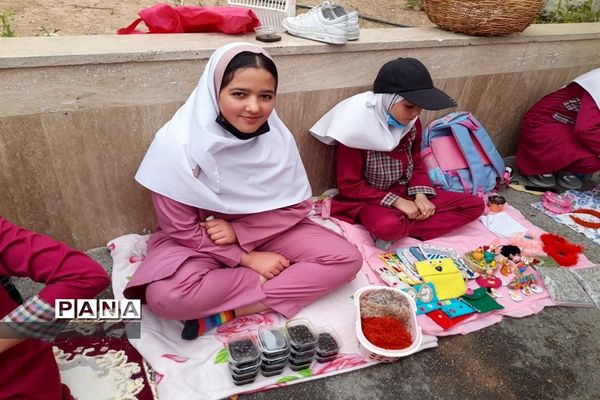 برگزاری بازارچه کسب و کار دانش‌آموزی در دبستان بوستان شهرستان بن