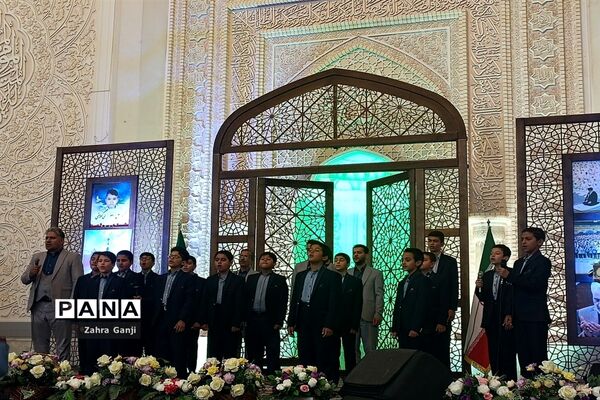 برگزاری اجلاسیه سراسری نماز دانش‌آموزی در شیراز