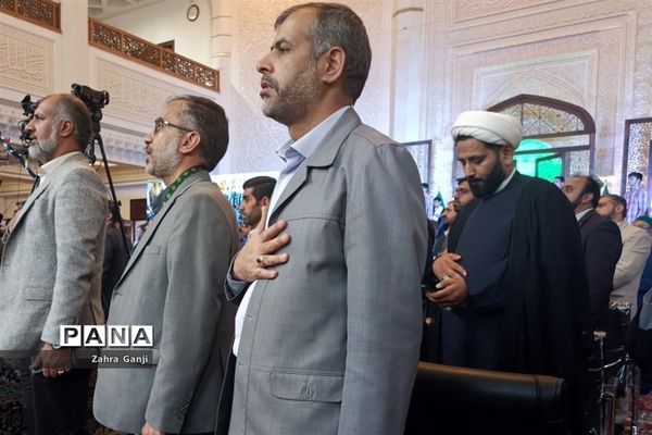 برگزاری اجلاسیه سراسری نماز دانش‌آموزی در شیراز