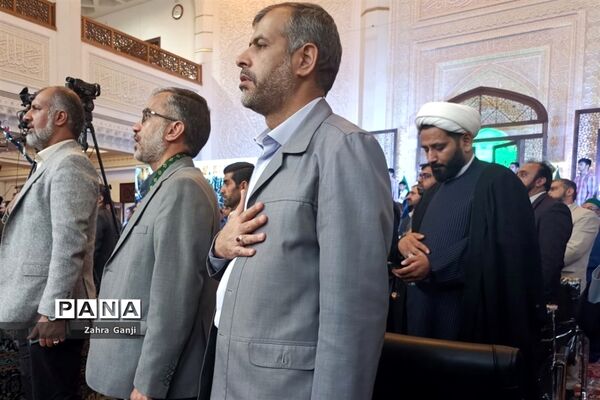 برگزاری اجلاسیه سراسری نماز دانش‌آموزی در شیراز
