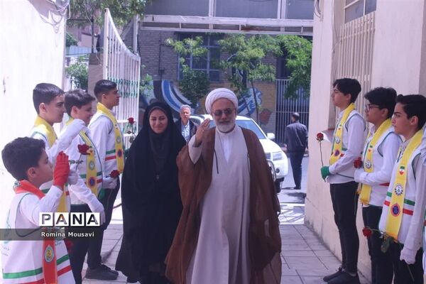 آیین گرامیداشت سالروز تاسیس سازمان دانش‌آموزی در آذربایجان شرقی