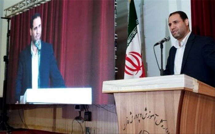 آموزش و پرورش نیازمند معلمانی آینده‌نگر، توانا و مجهز به علم روز است