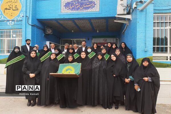 برپایی صبحگاه رضوی در دبستان سوم شعبان ناحیه یک یزد