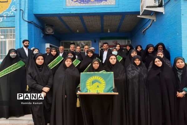 برپایی صبحگاه رضوی در دبستان سوم شعبان ناحیه یک یزد