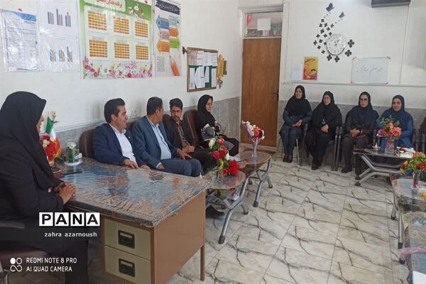 بزرگداشت مقام معلم در دبستان فاطمیه خاتم