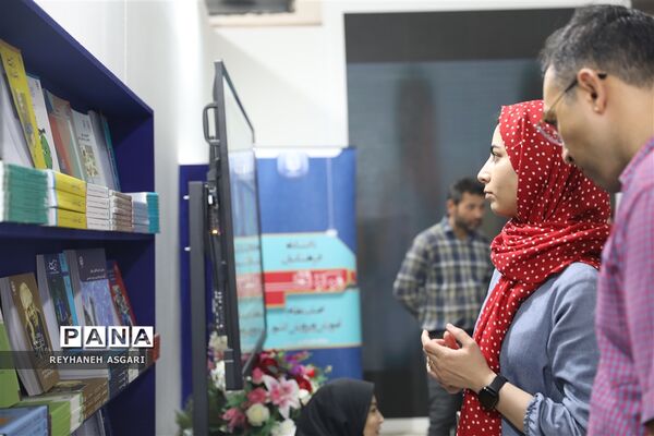 غرفه دانشگاه فرهنگیان در سی و چهارمین دوره نمایشگاه بین‌المللی کتاب تهران