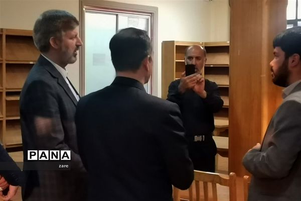 بازدید معاون پرورشی وزیر و رئیس سازمان دانش‌آموزی جمهوری اسلامی ایران و قائم مقام سازمان دانش‌آموزی از کتابخانه دانش‌آموز سازمان دانش‌آموزی استان فارس
