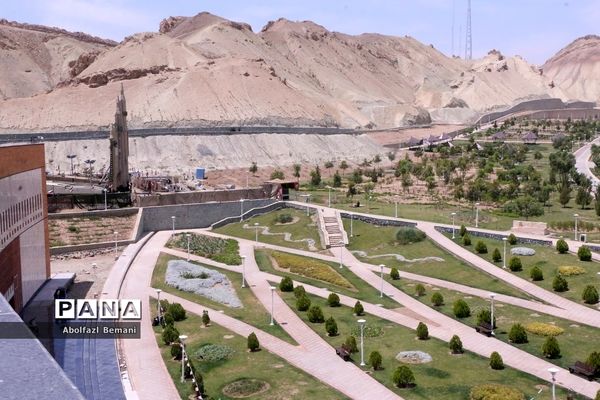 آماده‌سازی نمایشگاه دستاوردهای هوافضا برای بازدید گروه‌های دانش‌آموزی استان قم