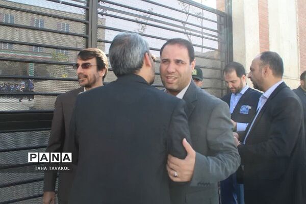 آیین امضای تفاهم‌نامه و آغاز عملیات اجرایی اتصال پرسرعت مدارس کشور از طریق فیبر نوری fttx