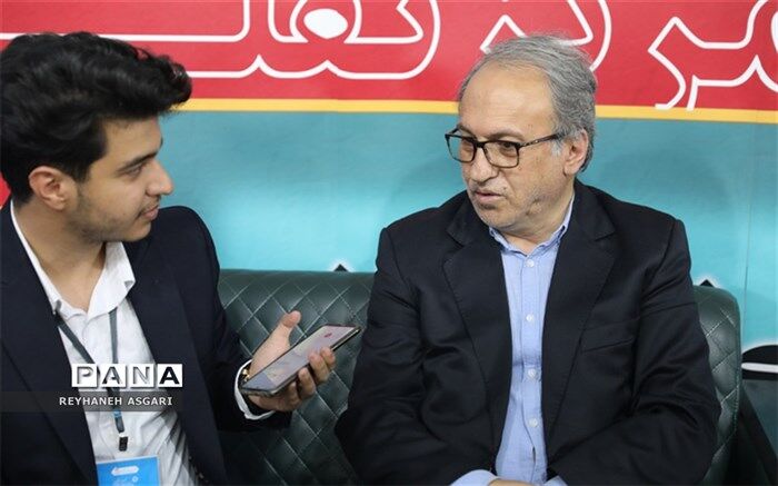 رسالت اصلی انتشارات دانشگاه فرهنگیان، تولید منابع آموزشی موردنیاز تربیت معلم است