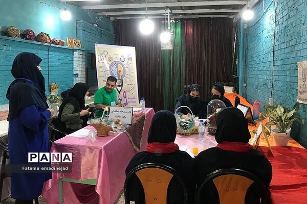 داوری منطقه‌ای جشنواره نوجوان خوارزمی در دبیرستان تربیت رودهن