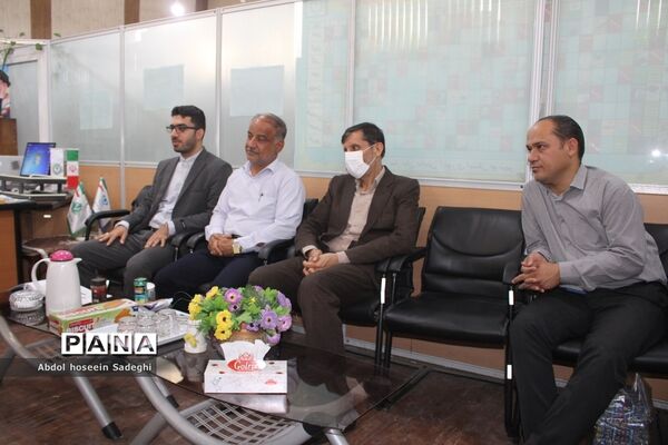 بازدید معاون نهضت سواد‌آموزی آموزش و پرورش استان بوشهر از سازمان دانش‌آموزی استان