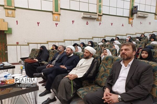تقدیر از دختران فعال قرآنی پاکدشت