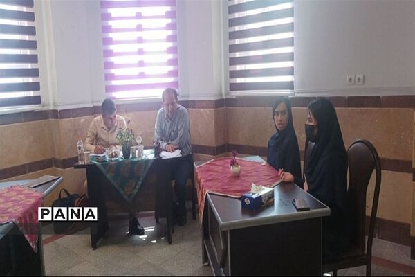 نهمین جشنواره نوجوان خوارزمی با محور مناظره علمی در دبیرستان ناحیه 3 کرج