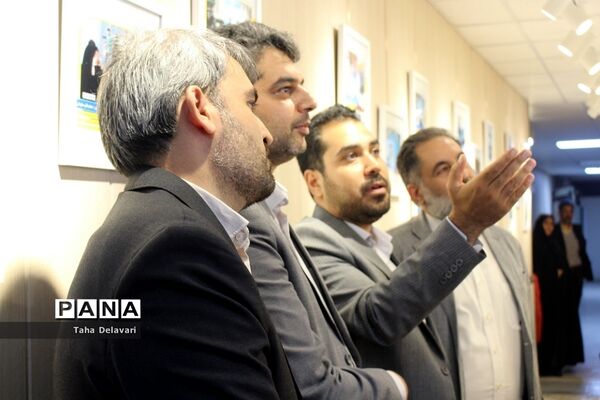 افتتاح نگارخانه سازمان دانش‌آموزی شهرستان‌های استان تهران با عنوان «فرصت نوجوانی»