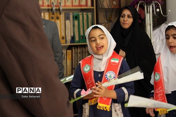 قدردانی دانش‌آموزان شهرستان‌های ‌تهران از مسئولان ‌سازمان دانش‌آموزی