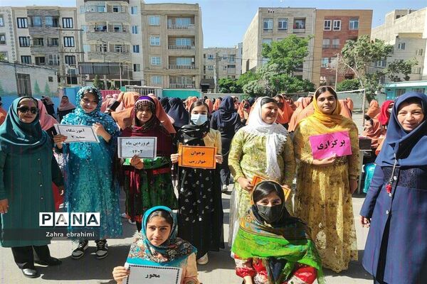 برگزاری جشنواره خوارزمی محور بازارچه در مدرسه عطیه ۲ ملارد