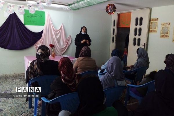 جلسات آموزش خانواده در مدارس رودهن