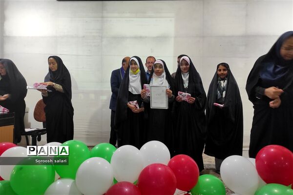 تقدیر از داوران و دانش آموزان برتر المپیاد رویش (بازی های فکری) سازمان دانش آموزی داراب