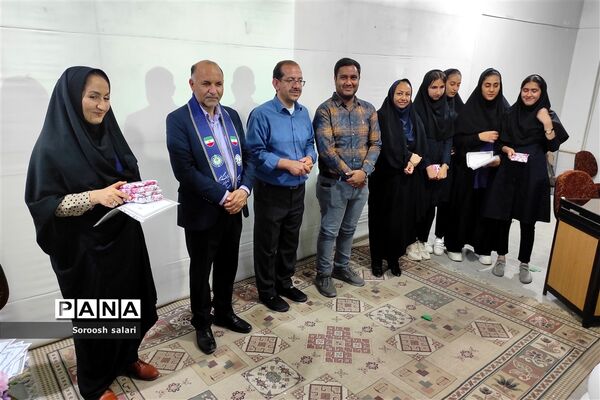 تقدیر از داوران و دانش آموزان برتر المپیاد رویش (بازی های فکری) سازمان دانش آموزی داراب