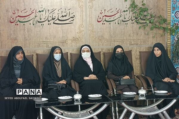 دیدار مدیران و معلمان نمونه با امام جمعه فشافویه